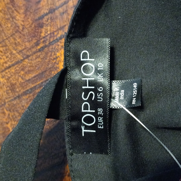 TOPSHOP BUSTIER. Size 6 (US) - Picture 5 of 5